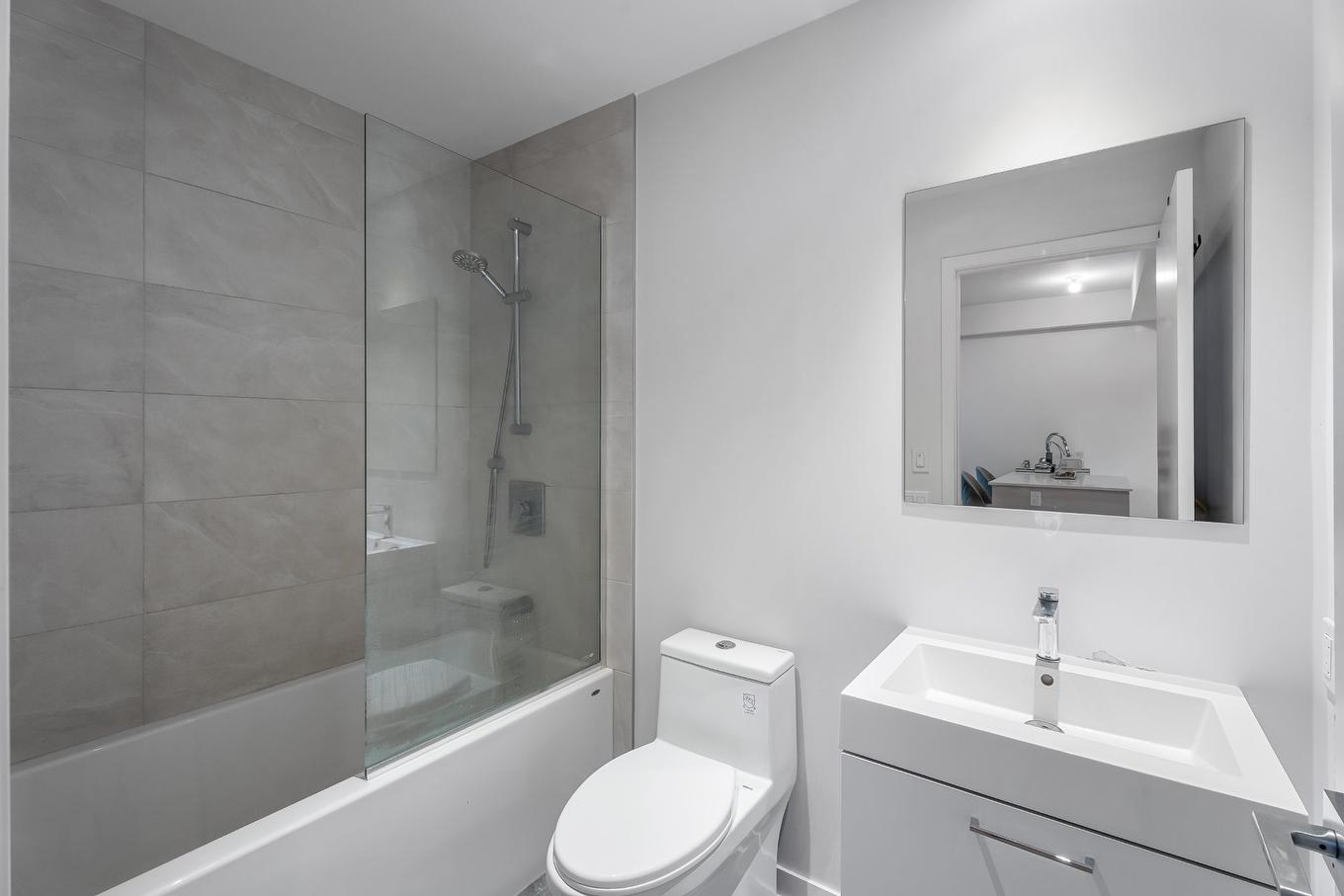 Salle de bains - 801-1485 Rue Des Bassins, Montréal (Le Sud-Ouest), QC - Indoor Photo Showing Bathroom