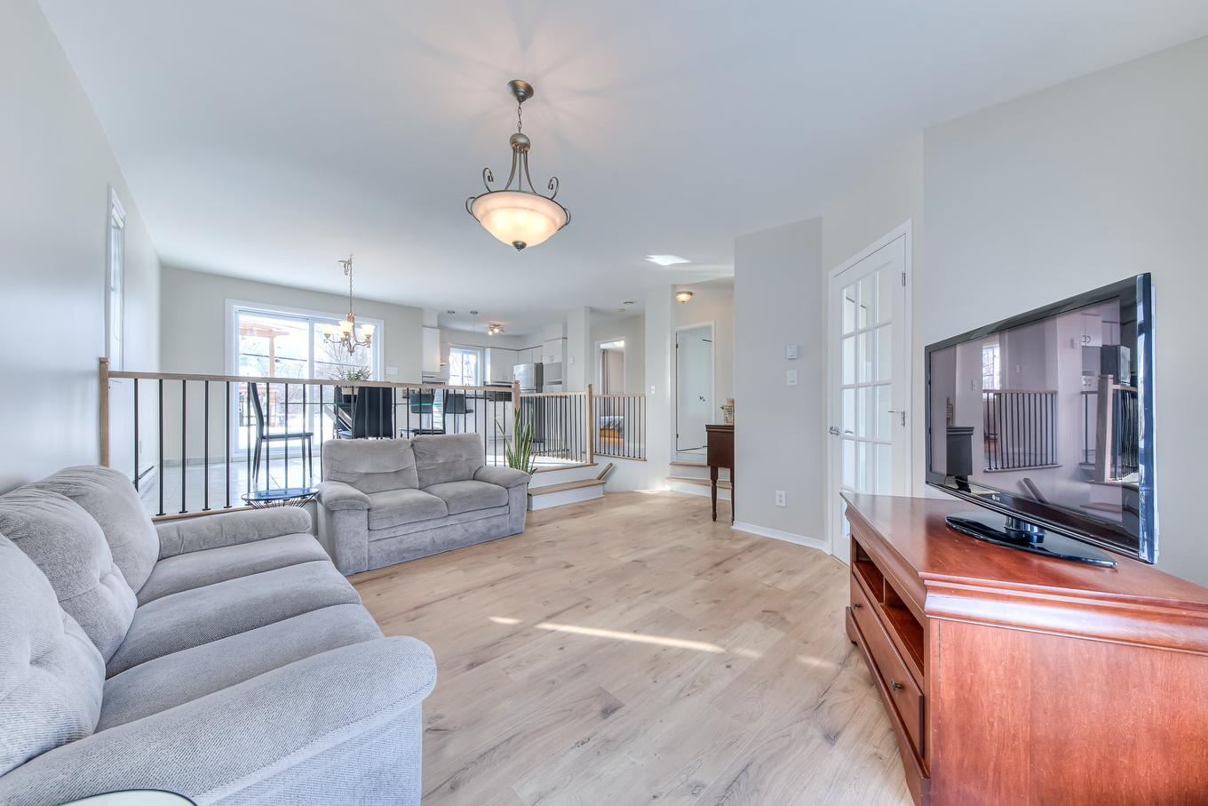 Vue d'ensemble - 2600 Rue Camus, Terrebonne (Terrebonne), QC - Indoor Photo Showing Living Room