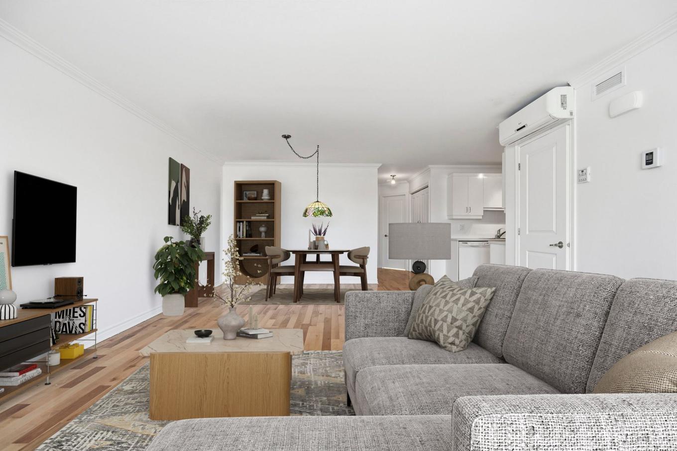 Salon - 7511 Boul. Cousineau, Longueuil (Saint-Hubert), QC - Indoor Photo Showing Living Room