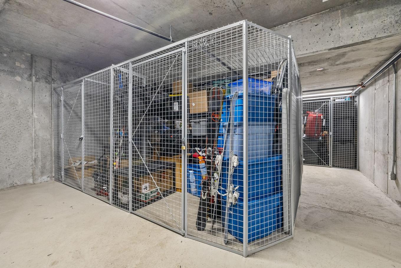 Storage - 656-288 Rue Richmond, Montréal (Le Sud-Ouest), QC - Indoor With Storage