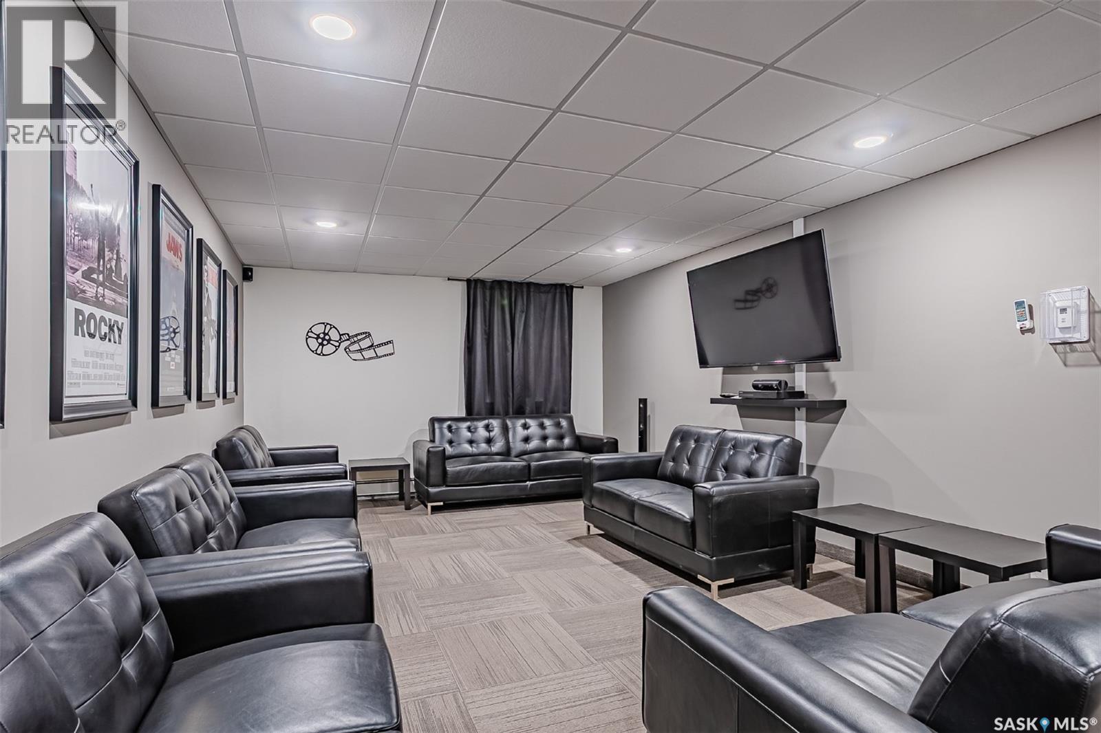 216 545 Hassard Close, Saskatoon, SK - Indoor