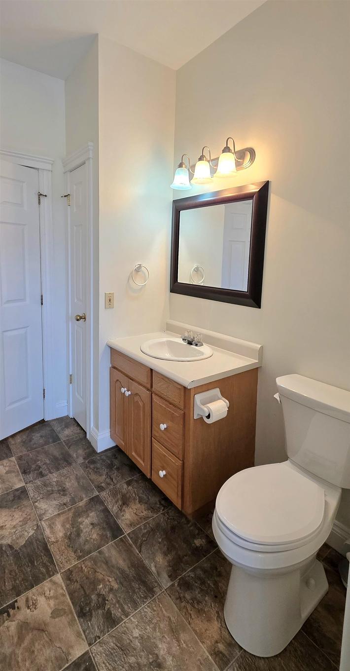 3 2-202 Euston, Charlottetown, PE