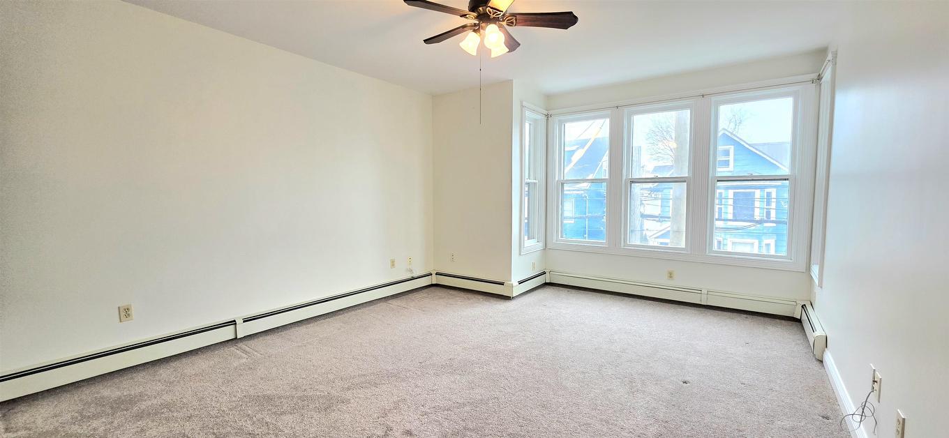 3 2-202 Euston, Charlottetown, PE