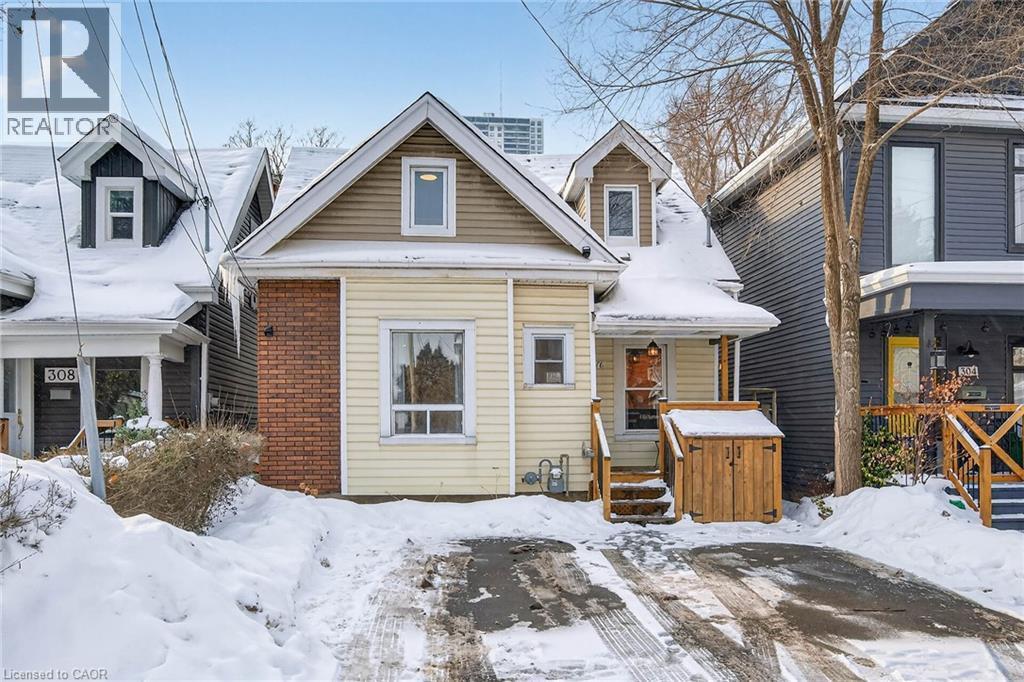 306 Cumberland Avenue, Hamilton, ON - Outdoor With Facade