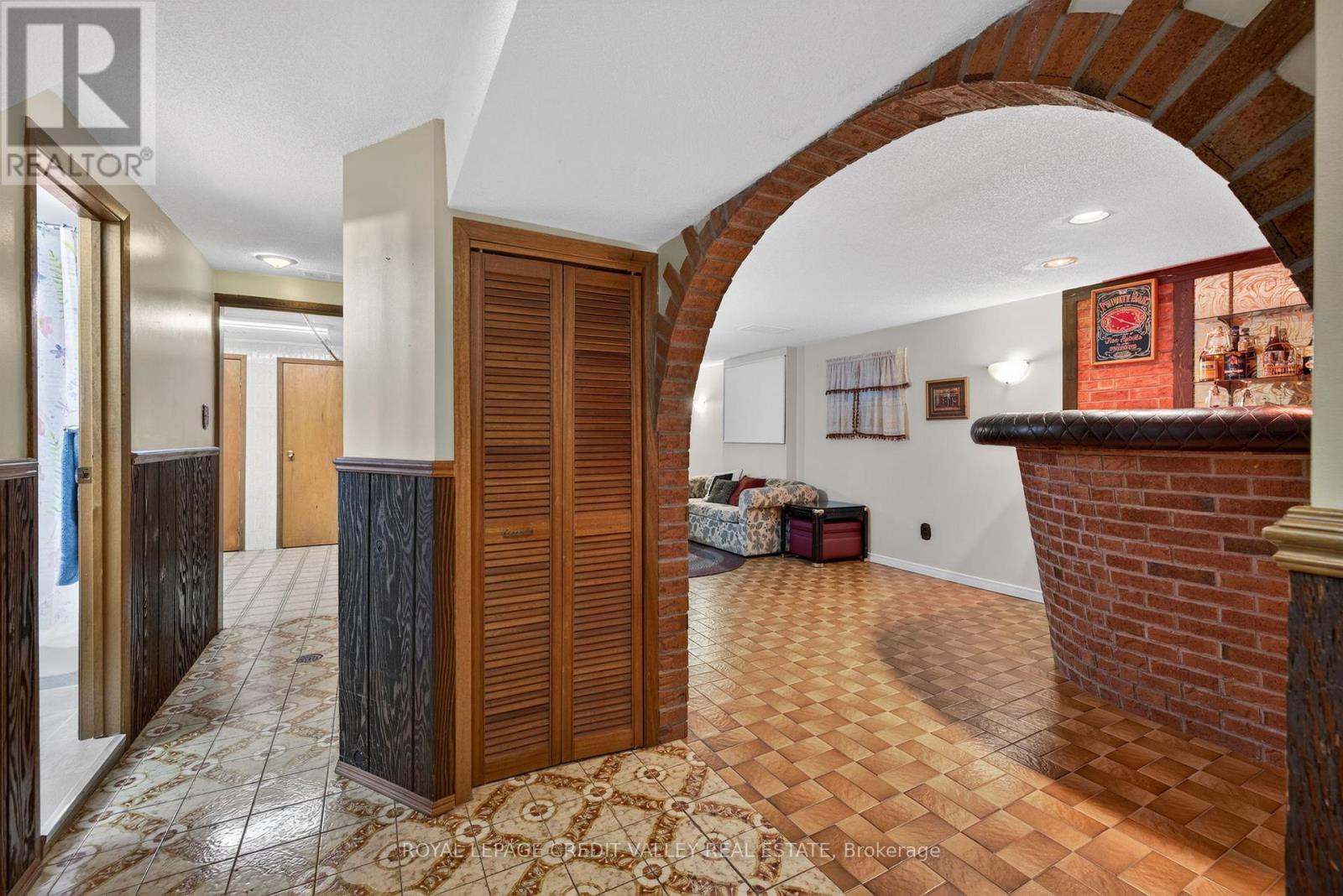 2305 Delkus Crescent, Mississauga, ON - Indoor Photo Showing Other Room