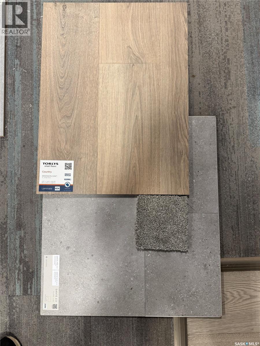 327 Asokan Bend, Saskatoon, SK