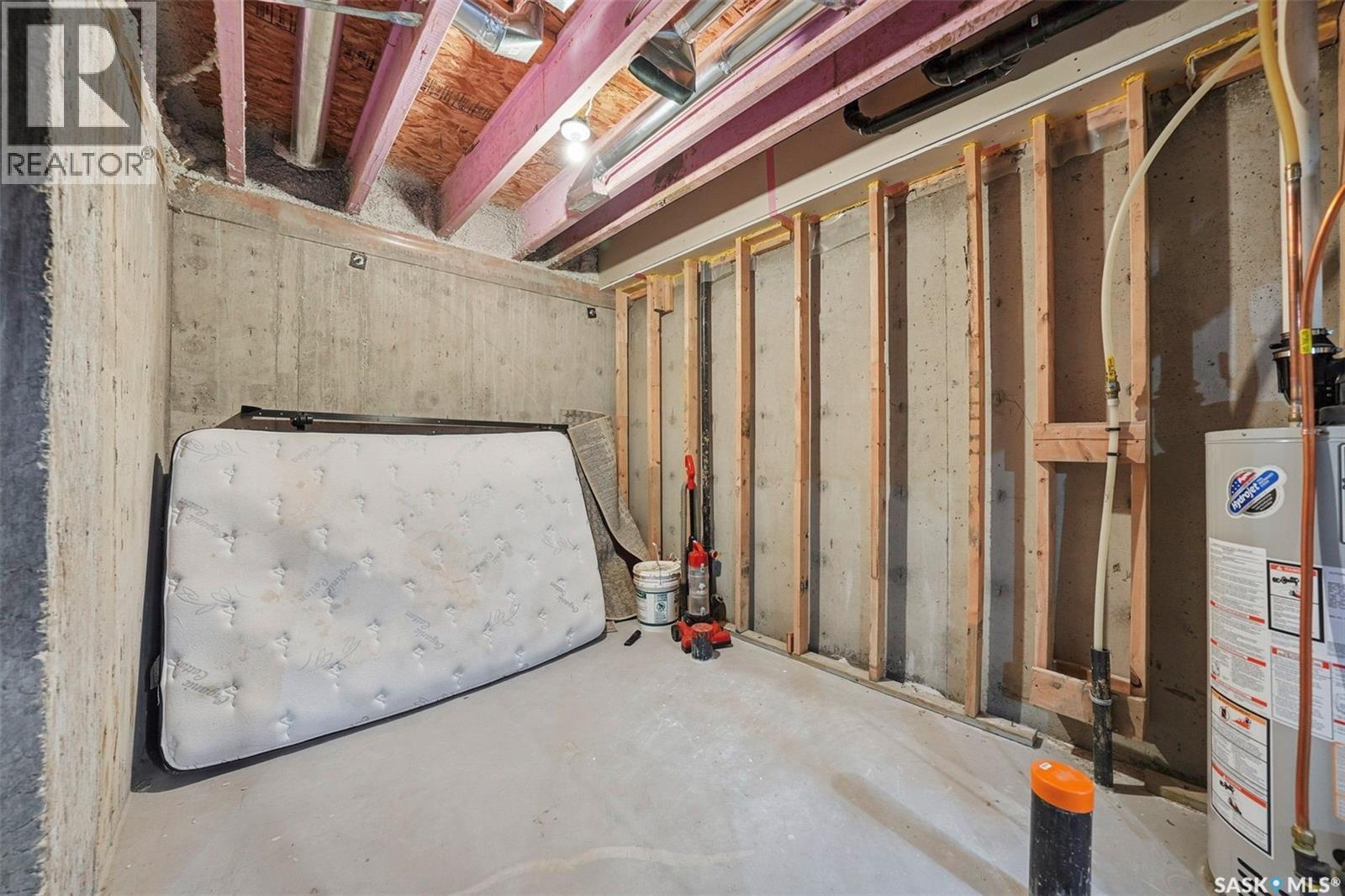 #3 115 Veltkamp Crescent, Saskatoon, SK - Indoor Photo Showing Basement