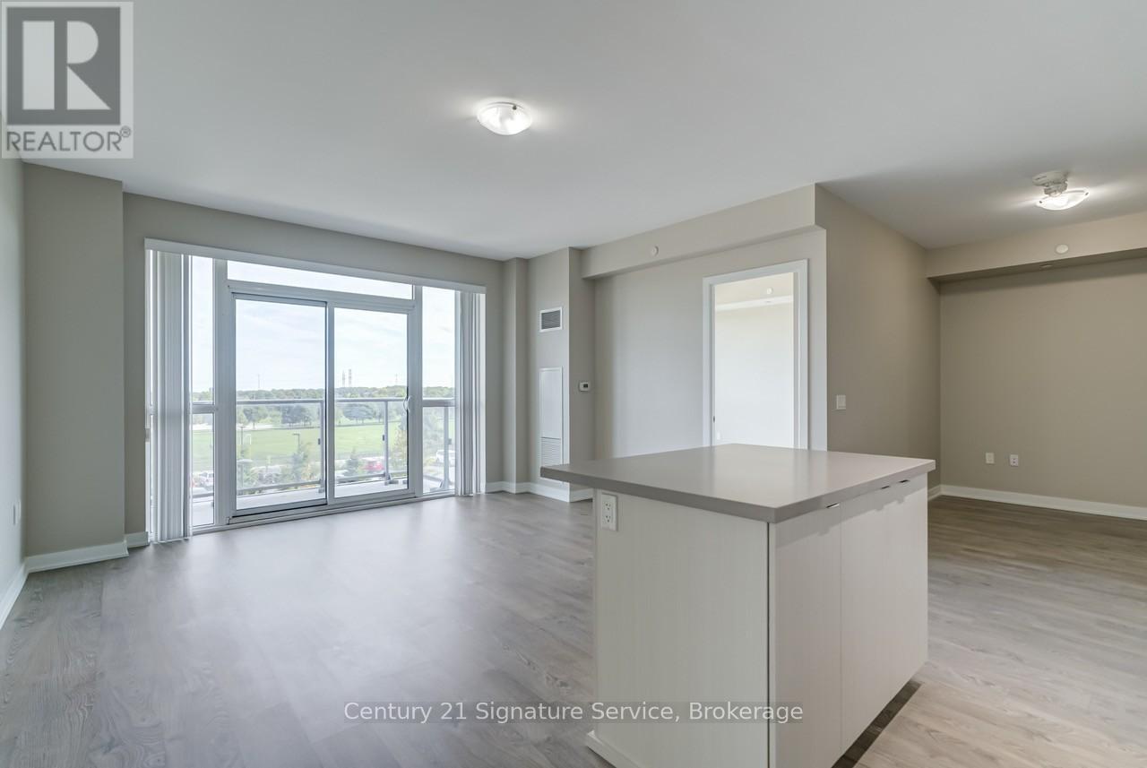 304 - 4677 Glen Erin Drive, Mississauga, ON - Indoor Photo Showing Other Room