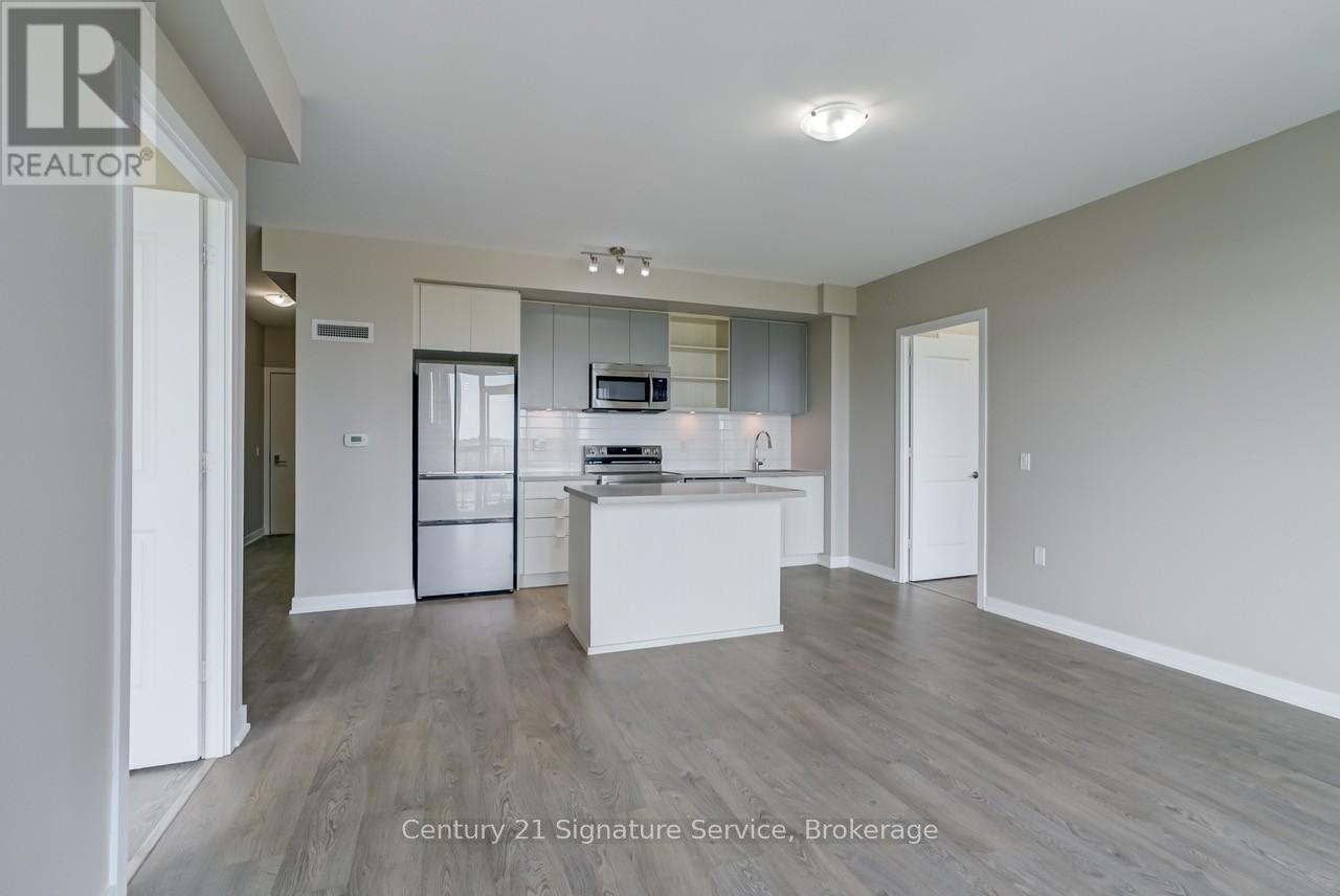 304 - 4677 Glen Erin Drive, Mississauga, ON - Indoor Photo Showing Kitchen