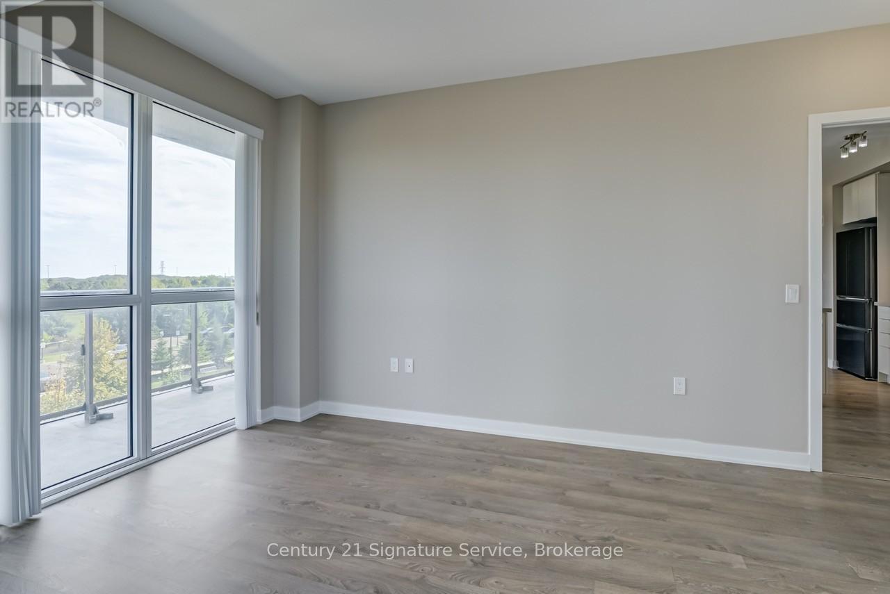 304 - 4677 Glen Erin Drive, Mississauga, ON - Indoor Photo Showing Other Room