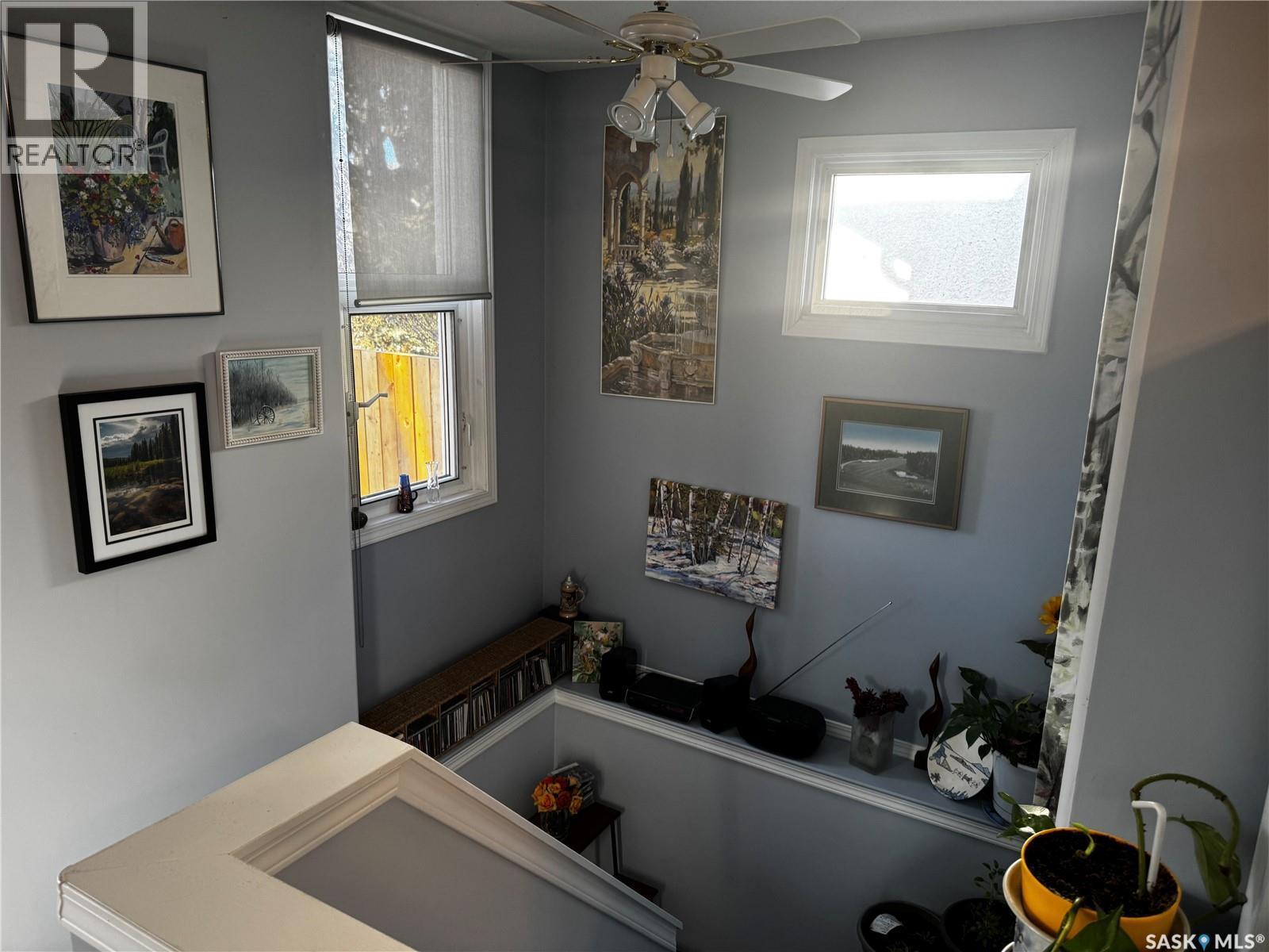 916 4Th Avenue N, Saskatoon, SK - Indoor Photo Showing Other Room