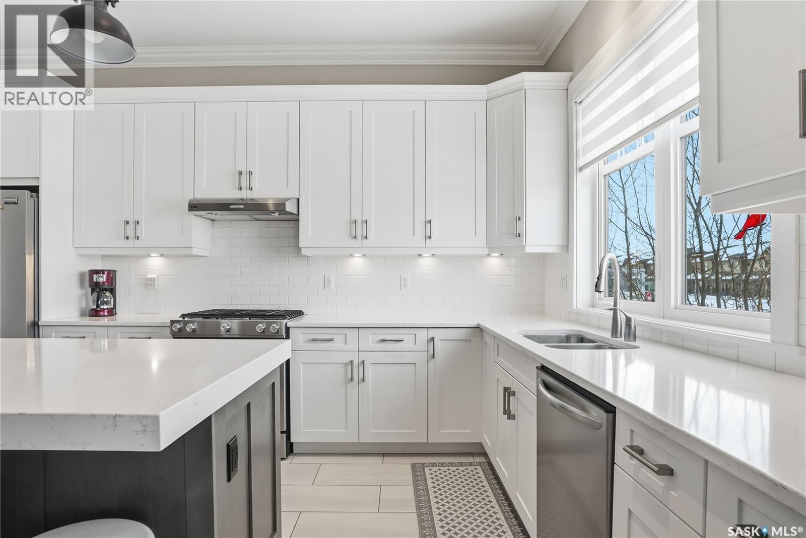 29 115 Meadows Boulevard, Saskatoon, SK - Indoor Photo Showing Kitchen With Stainless Steel Kitchen With Double Sink With Upgraded Kitchen