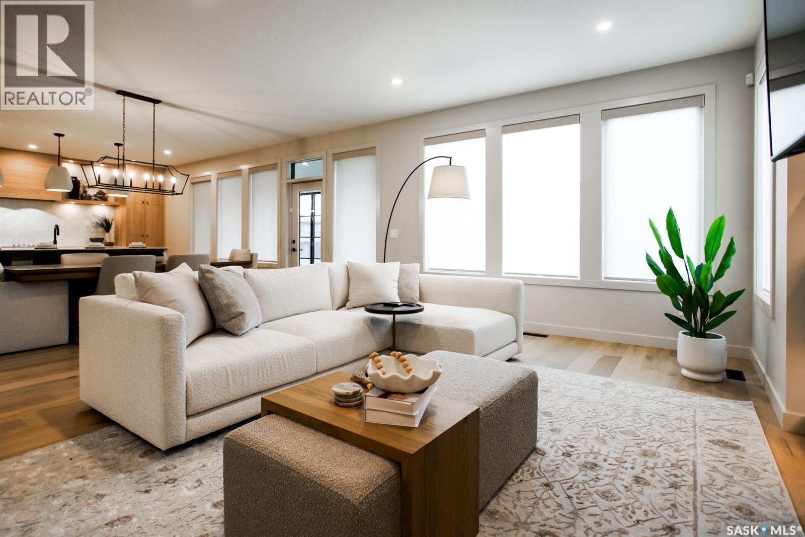 4158 Fieldstone Way, Regina, SK - Indoor Photo Showing Living Room