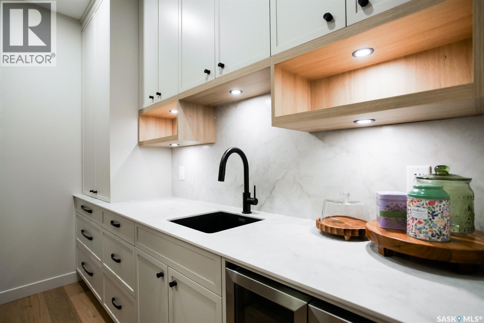 4158 Fieldstone Way, Regina, SK - Indoor Photo Showing Kitchen