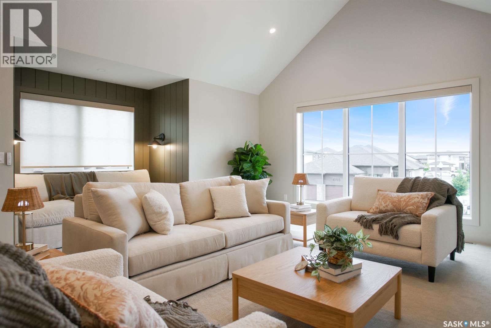 4158 Fieldstone Way, Regina, SK - Indoor Photo Showing Living Room