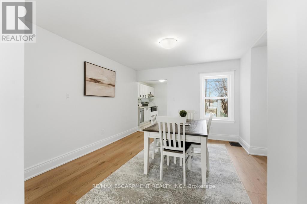 63 Argyle Avenue, Hamilton, ON - Indoor Photo Showing Dining Room