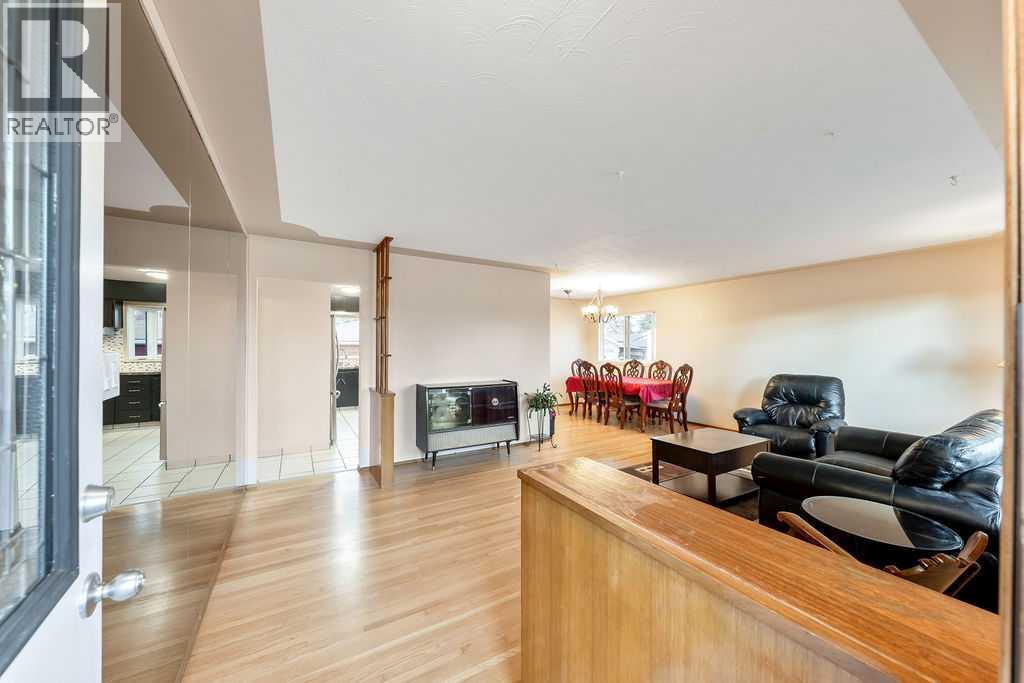 9136 Allison Drive Se, Calgary, AB - Outdoor