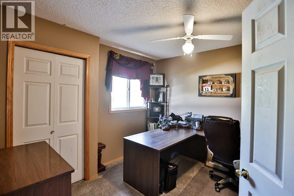 105 Aspen Way, Vulcan, AB