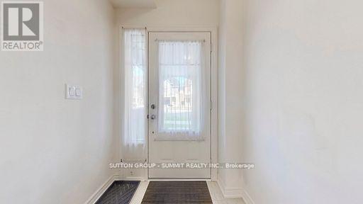 3964 Thomas Alton Boulevard, Burlington, ON - Indoor Photo Showing Other Room