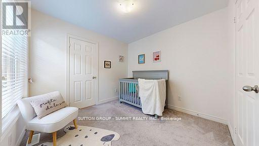 3964 Thomas Alton Boulevard, Burlington, ON - Indoor Photo Showing Bedroom