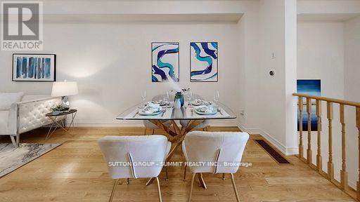 3964 Thomas Alton Boulevard, Burlington, ON - Indoor Photo Showing Dining Room