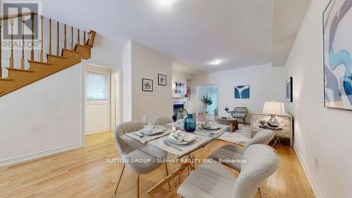 3964 Thomas Alton Boulevard, Burlington, ON - Indoor Photo Showing Dining Room