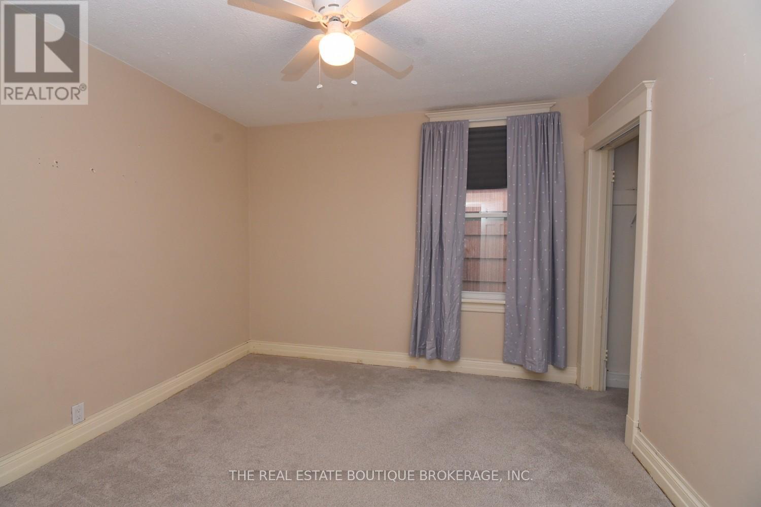 82 Somerset Avenue, Hamilton, ON - Indoor Photo Showing Other Room