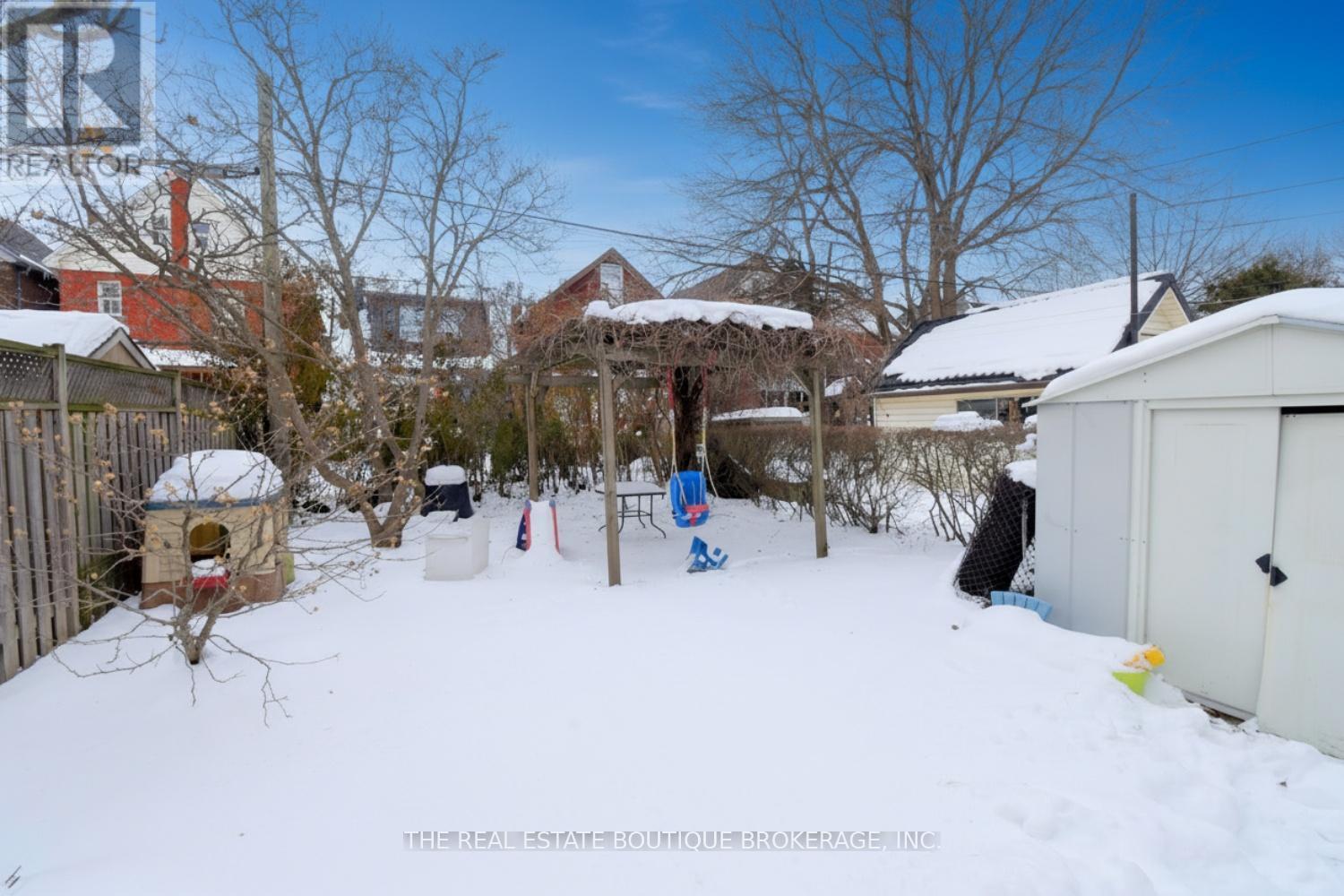 82 Somerset Avenue, Hamilton, ON - Outdoor