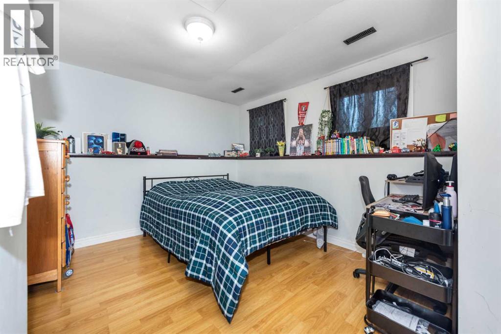 100 Whitehaven Road Ne, Calgary, AB