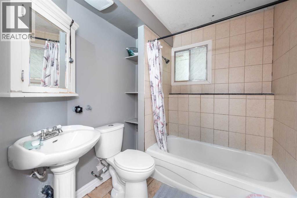 100 Whitehaven Road Ne, Calgary, AB