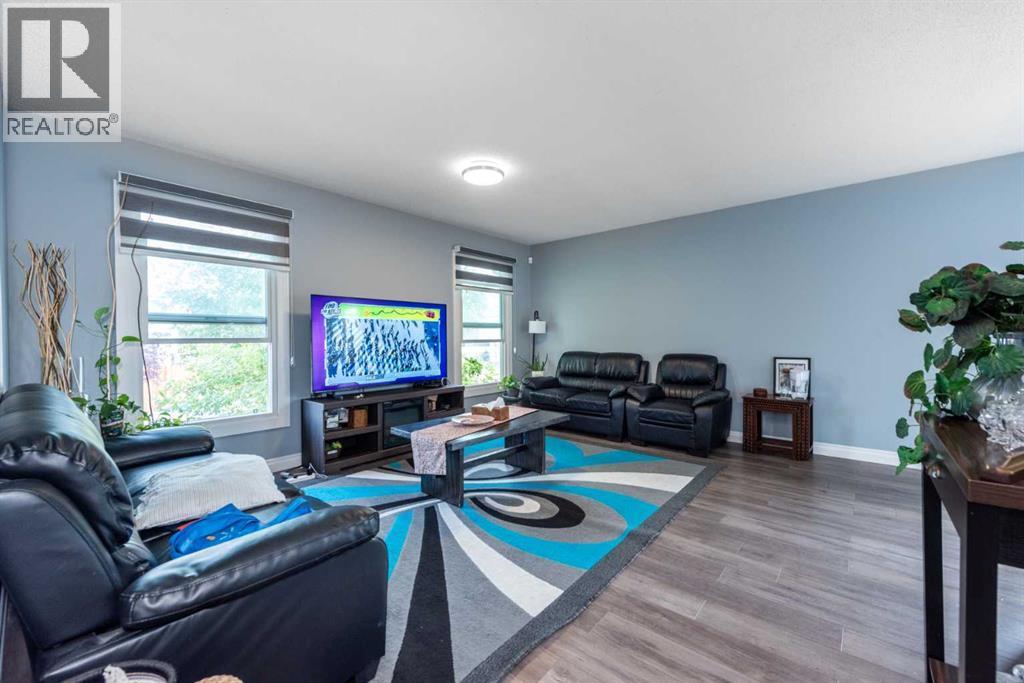 100 Whitehaven Road Ne, Calgary, AB