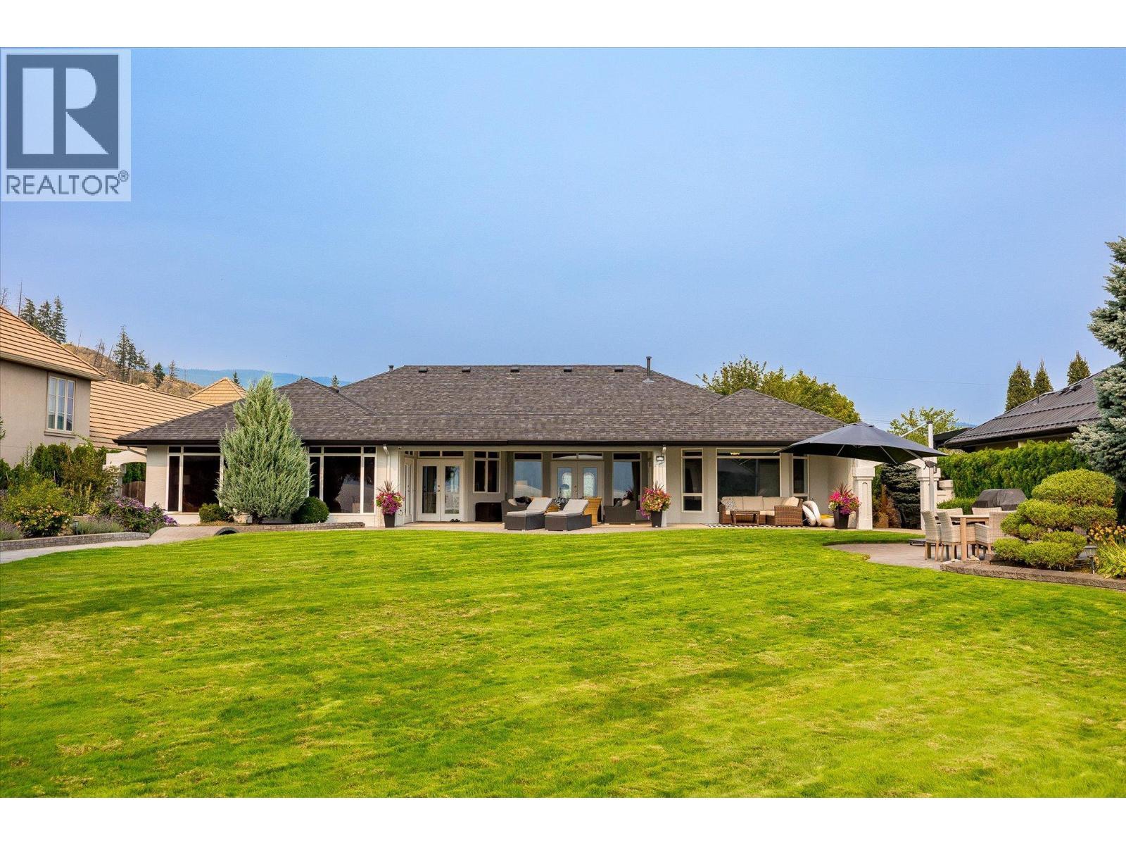 2577 Whitworth Road, West Kelowna, BC - Outdoor