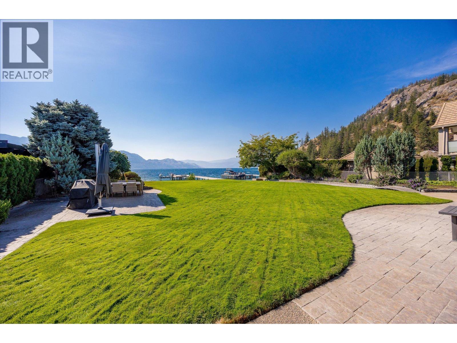 2577 Whitworth Road, West Kelowna, BC - Outdoor With Body Of Water