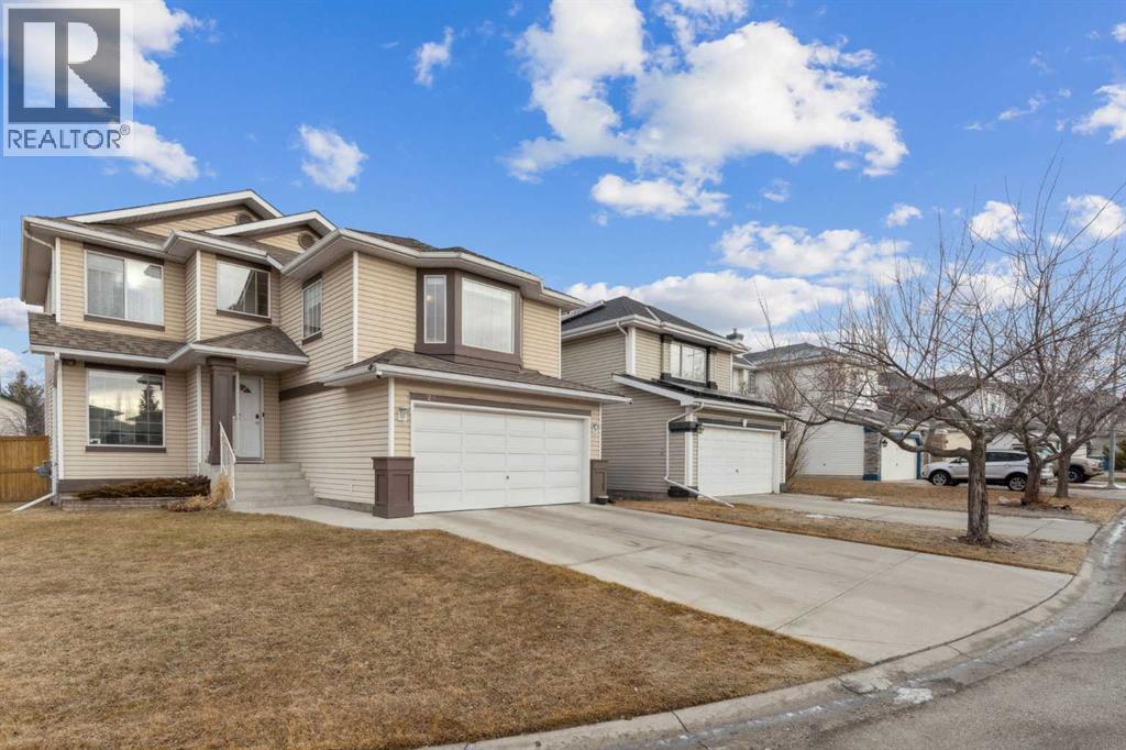 328 Douglas Glen Heath Se, Calgary, AB - Outdoor With Facade