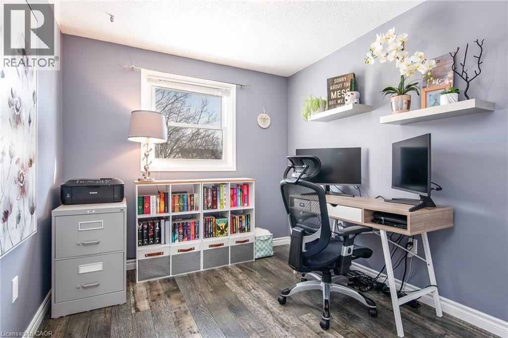 34 Sacha Road, Cambridge, ON - Indoor Photo Showing Office