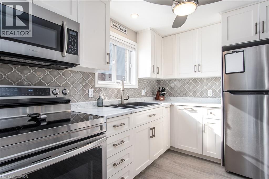 34 Sacha Road, Cambridge, ON - Indoor Photo Showing Kitchen With Double Sink