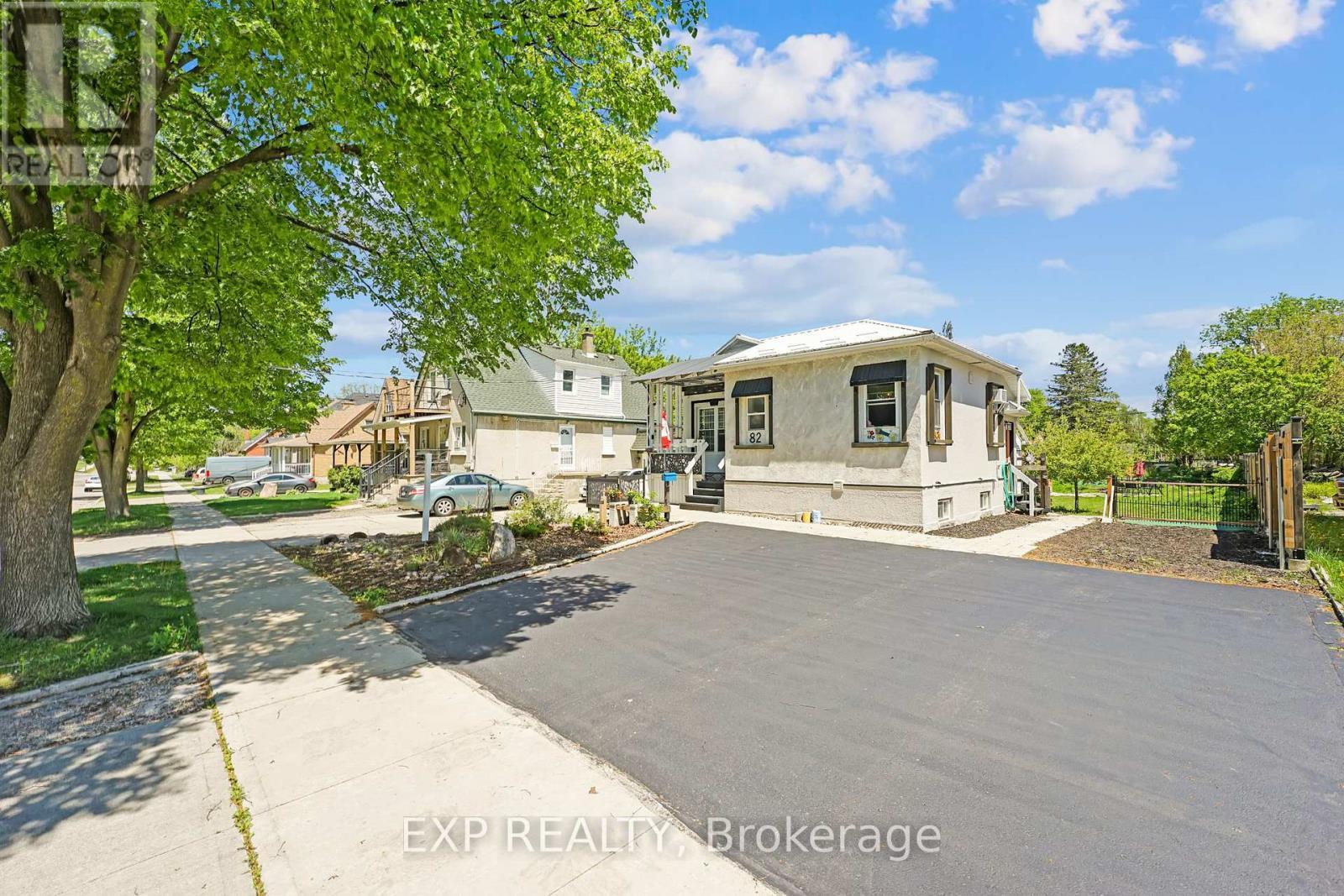 82 Kehl Street, Kitchener, ON - Outdoor