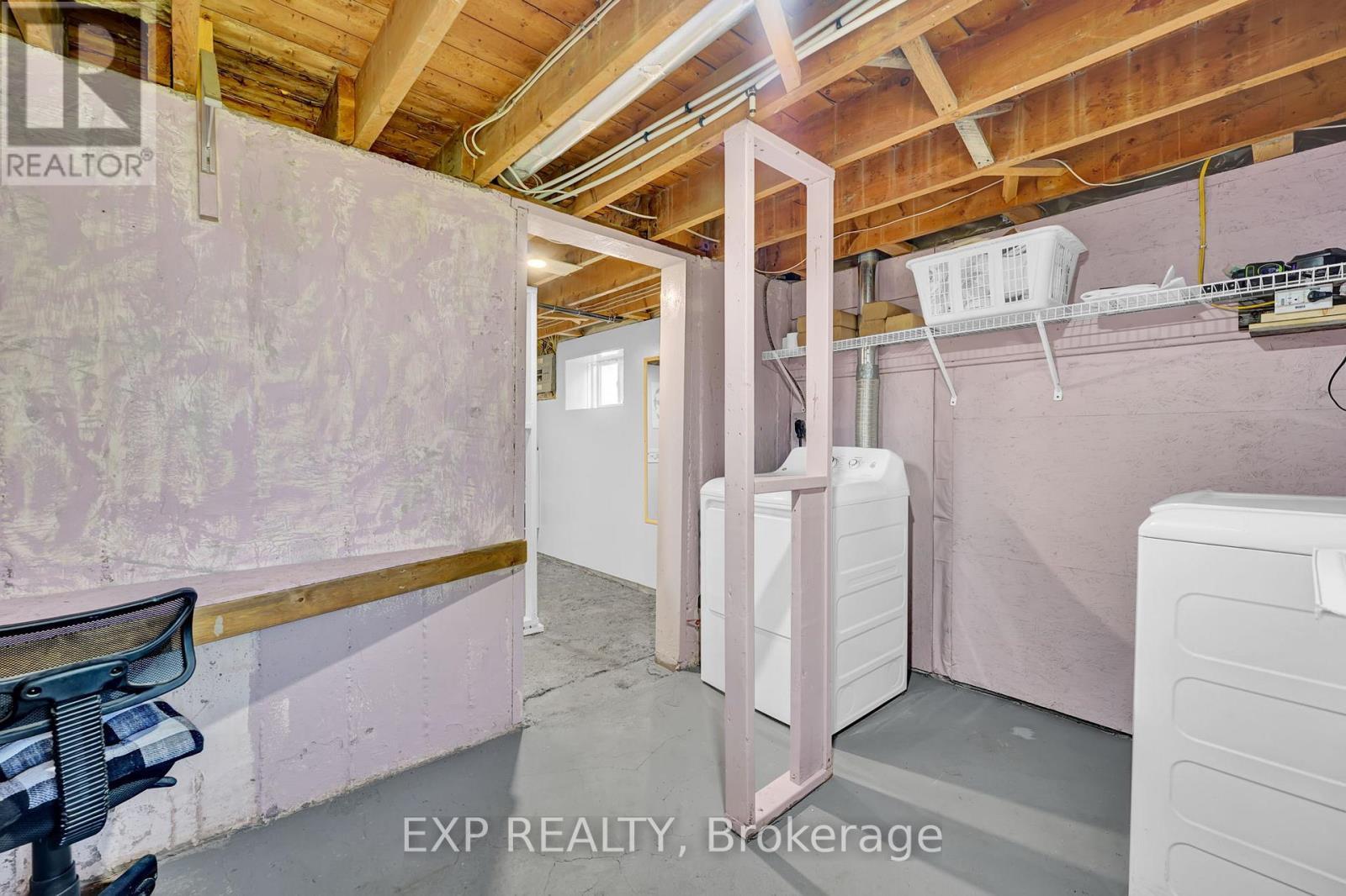 82 Kehl Street, Kitchener, ON - Indoor Photo Showing Laundry Room