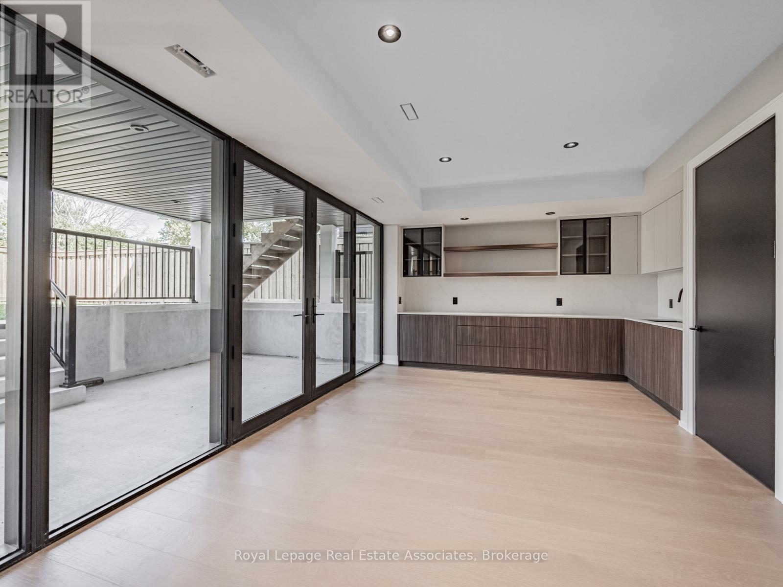 953 Halliday Avenue, Mississauga, ON - Indoor Photo Showing Other Room