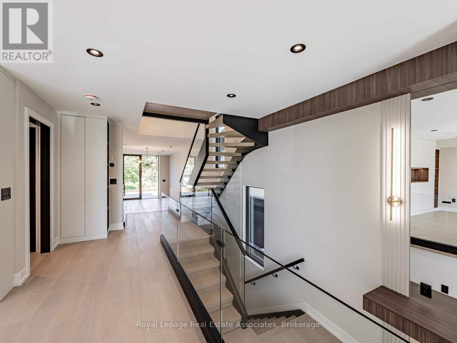 953 Halliday Avenue, Mississauga, ON - Indoor Photo Showing Other Room