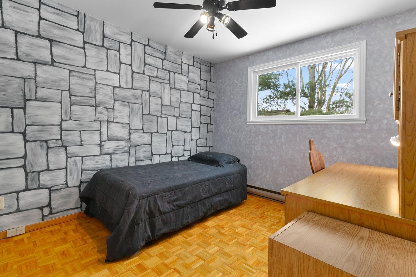 Bedroom - 4505 Rue Galarneau, Terrebonne (Terrebonne), QC - Indoor Photo Showing Bedroom