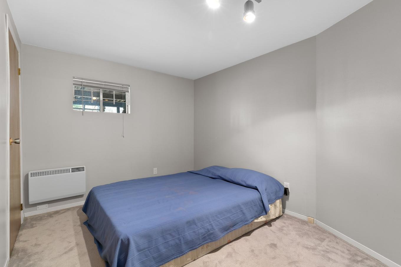 Bedroom - 4505 Rue Galarneau, Terrebonne (Terrebonne), QC - Indoor Photo Showing Bedroom