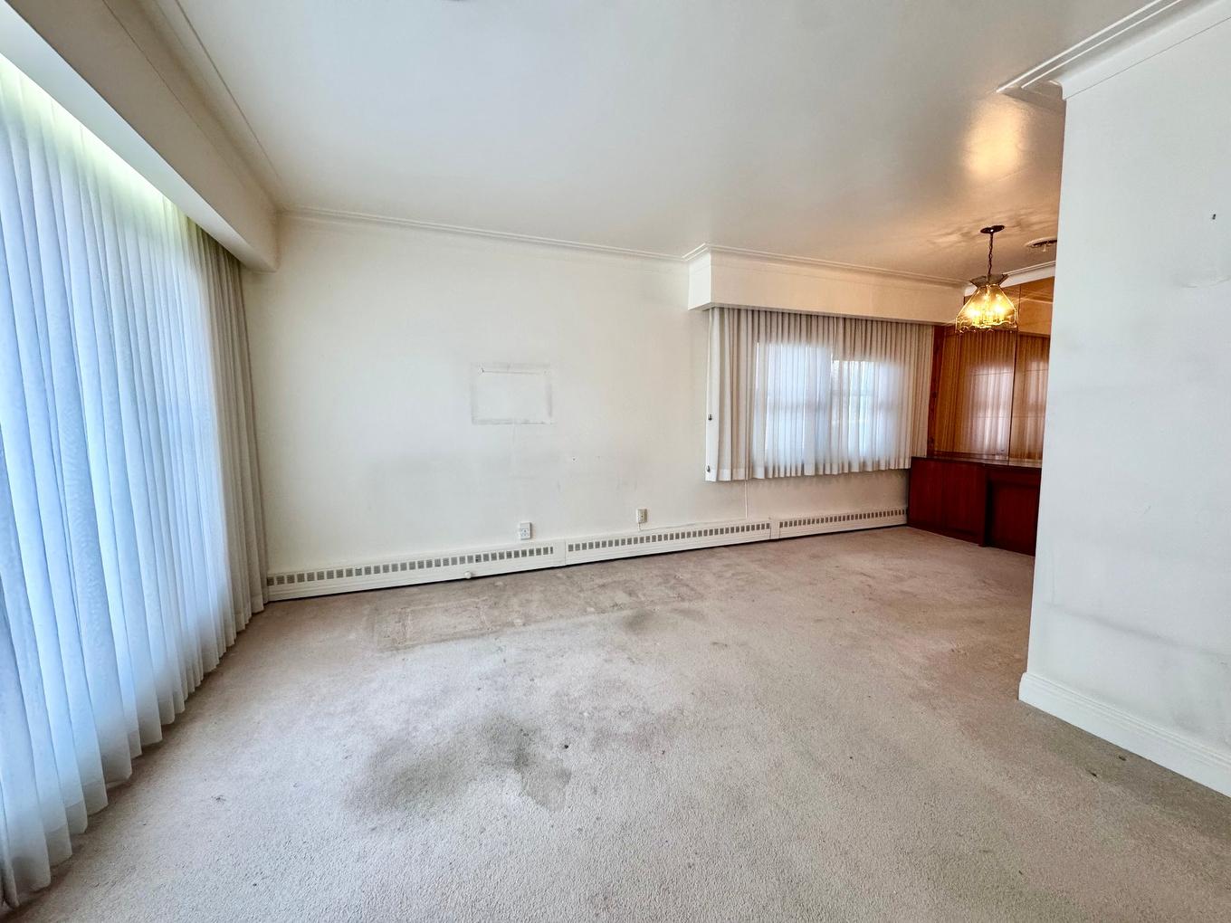 Salon - 5140 Av. O'Bryan, Montréal (Côte-Des-Neiges/Notre-Dame-De-Grâce), QC - Indoor Photo Showing Other Room