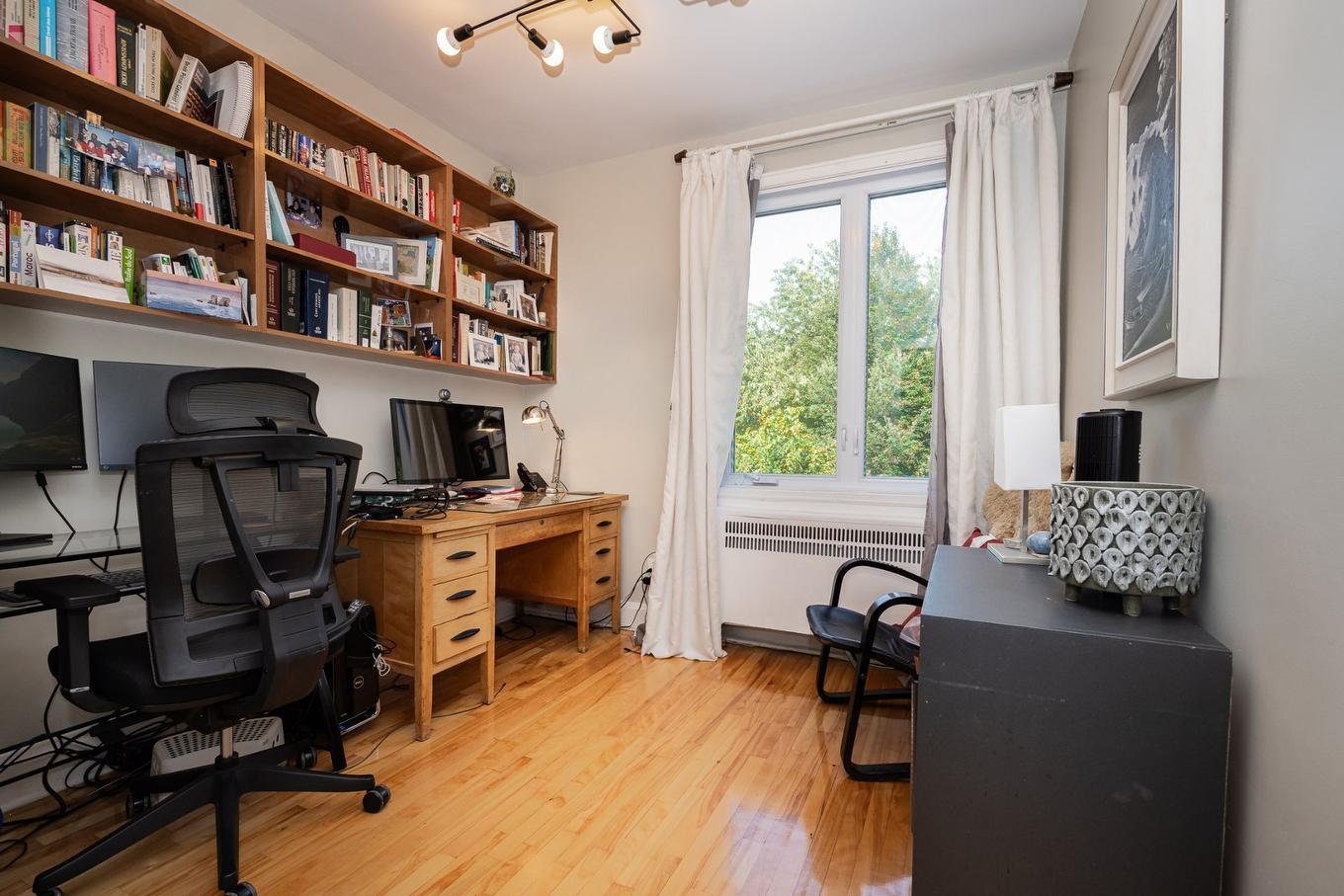 Bedroom - 4641 Av. Lacombe, Montréal (Côte-Des-Neiges/Notre-Dame-De-Grâce), QC - Indoor Photo Showing Office