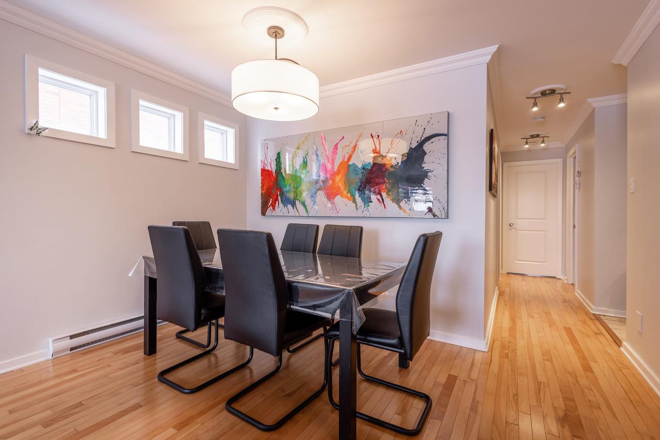 Dinette - 9978 Boul. Perras, Montréal (Rivière-Des-Prairies/Pointe-Aux-Trembles), QC - Indoor Photo Showing Dining Room