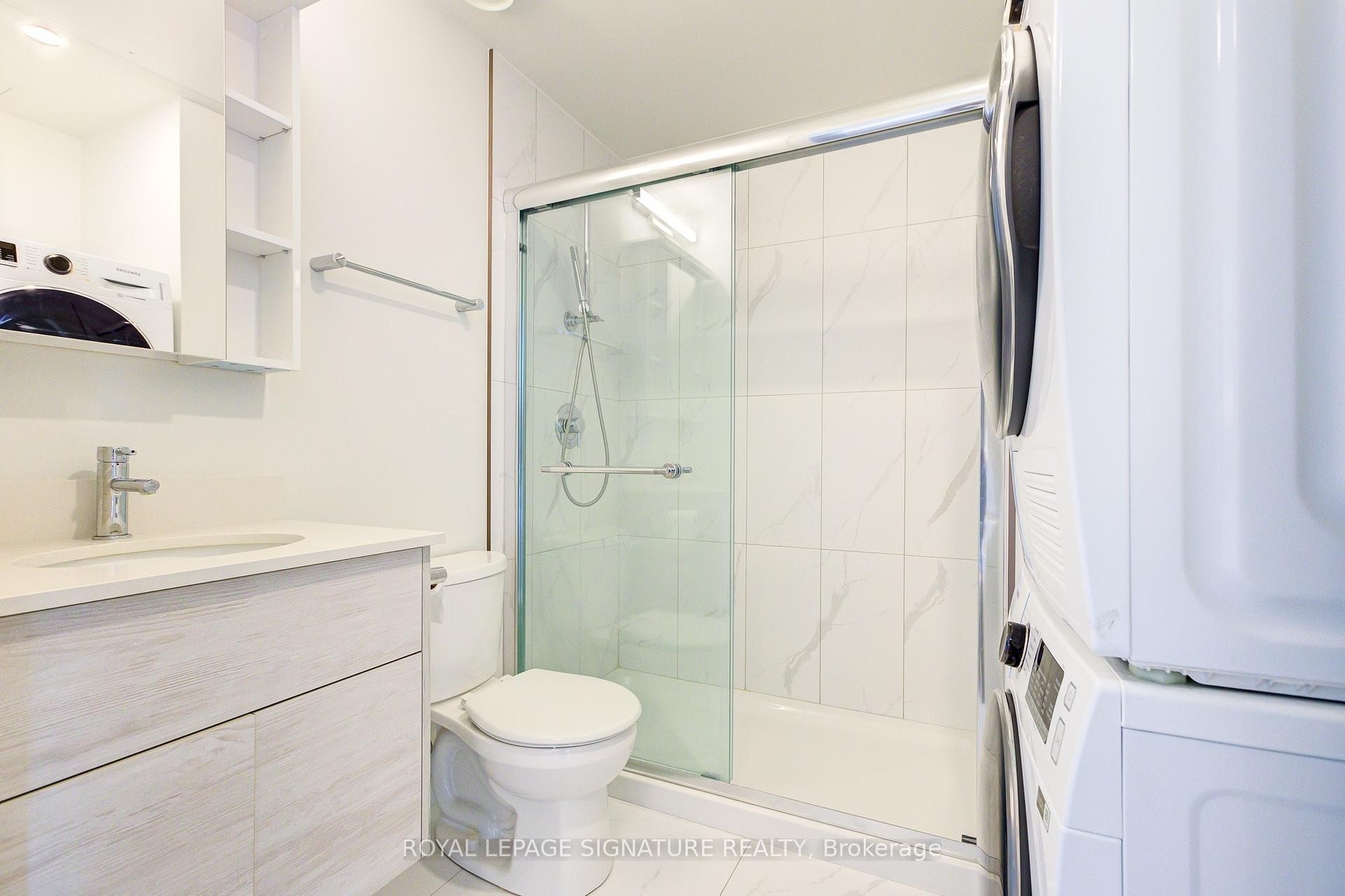 3901-60 Frederick Street, Kitchener, ON - Indoor Photo Showing Bathroom