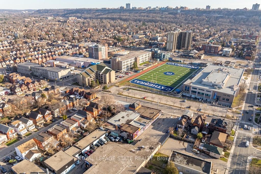 525 Wilson Street, Hamilton, ON