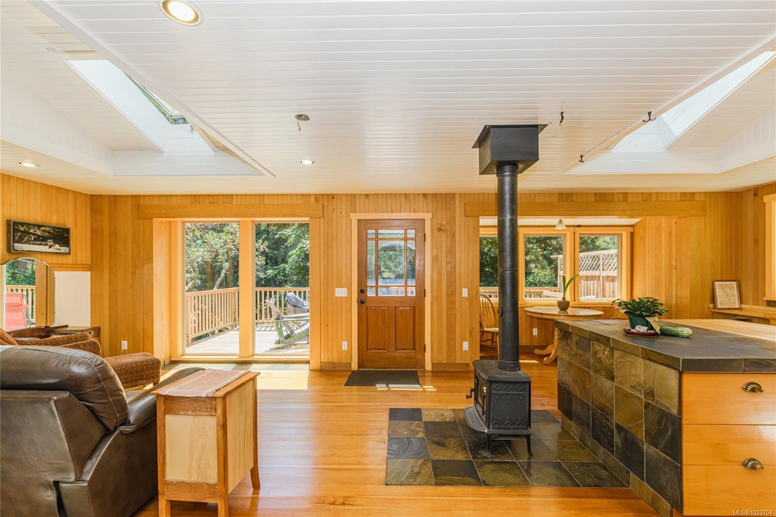 1252 Isabella Point Rd, Salt Spring, BC