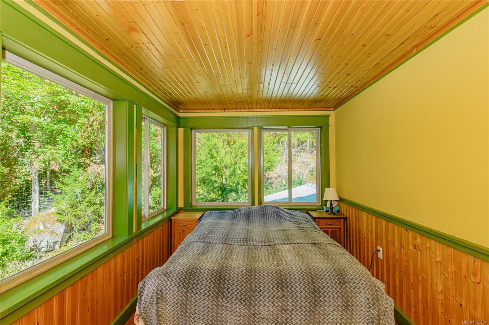 1252 Isabella Point Rd, Salt Spring, BC