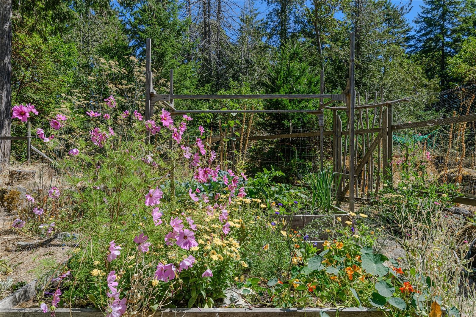 1252 Isabella Point Rd, Salt Spring, BC